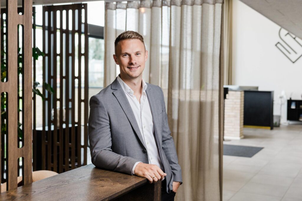 Legal - Dansk Motor Finans