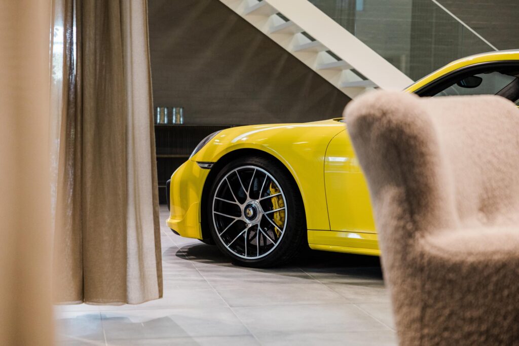 Beskatning af fri bil i 2025 - Dansk Motor Finans